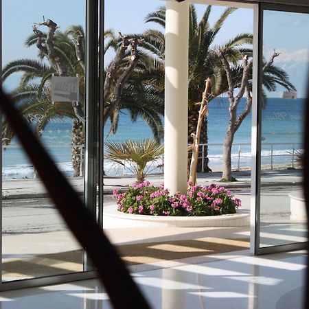 Aegean Blue Beach Hotel Nea Kallikrateia Bagian luar foto