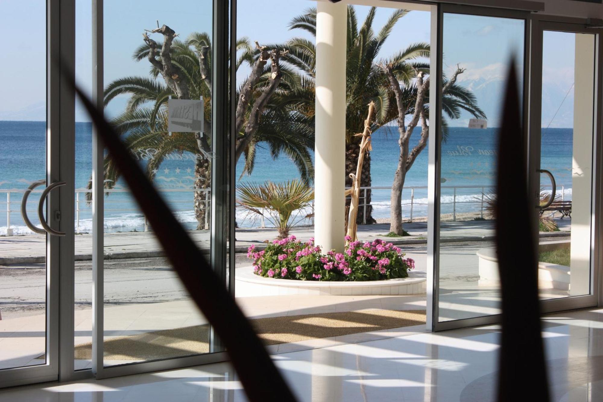 Aegean Blue Beach Hotel Nea Kallikrateia Bagian luar foto