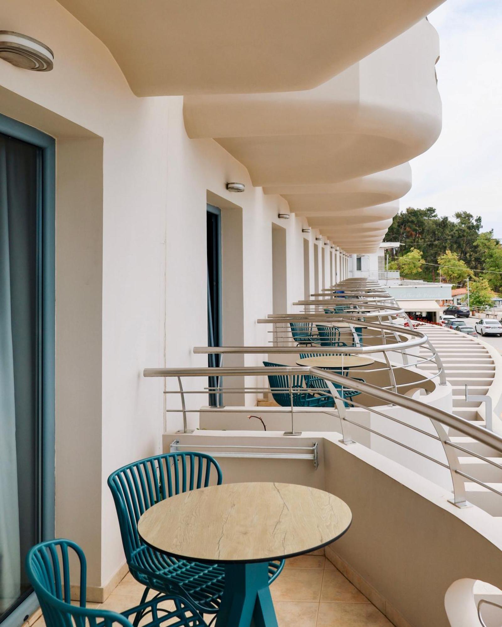 Aegean Blue Beach Hotel Nea Kallikrateia Bagian luar foto